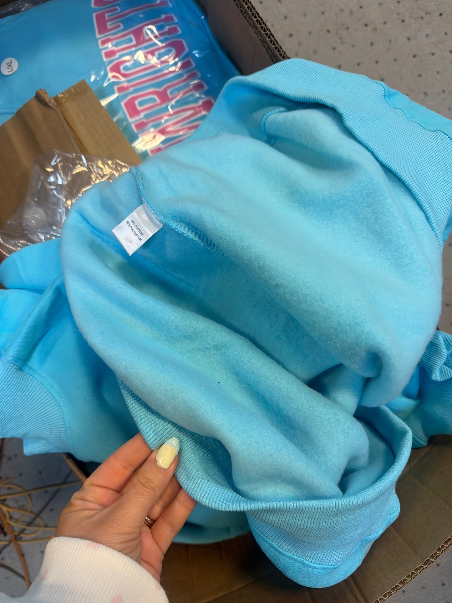 Cartwright’s Summer Limited Edition Turquoise & Pink Mockneck💖🩵