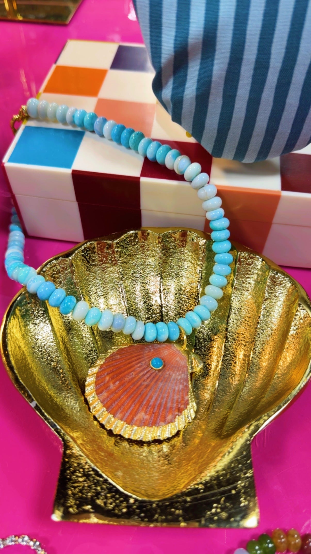 Moore Jewlz Turquoise Beaded Seashell Necklace