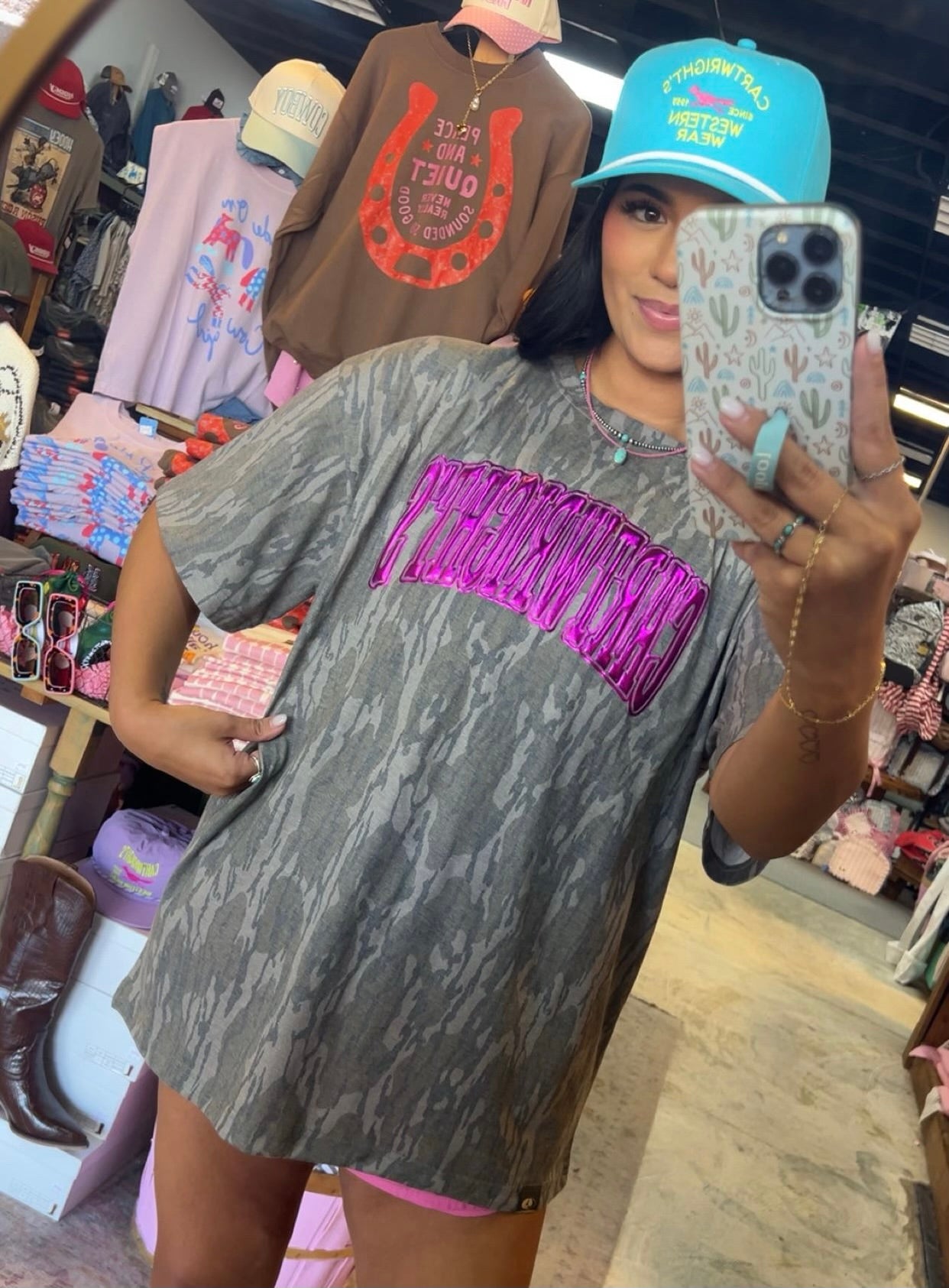 Mossy Oak x Cartwright’s Merch Tshirt 🤭😍🩷🤎