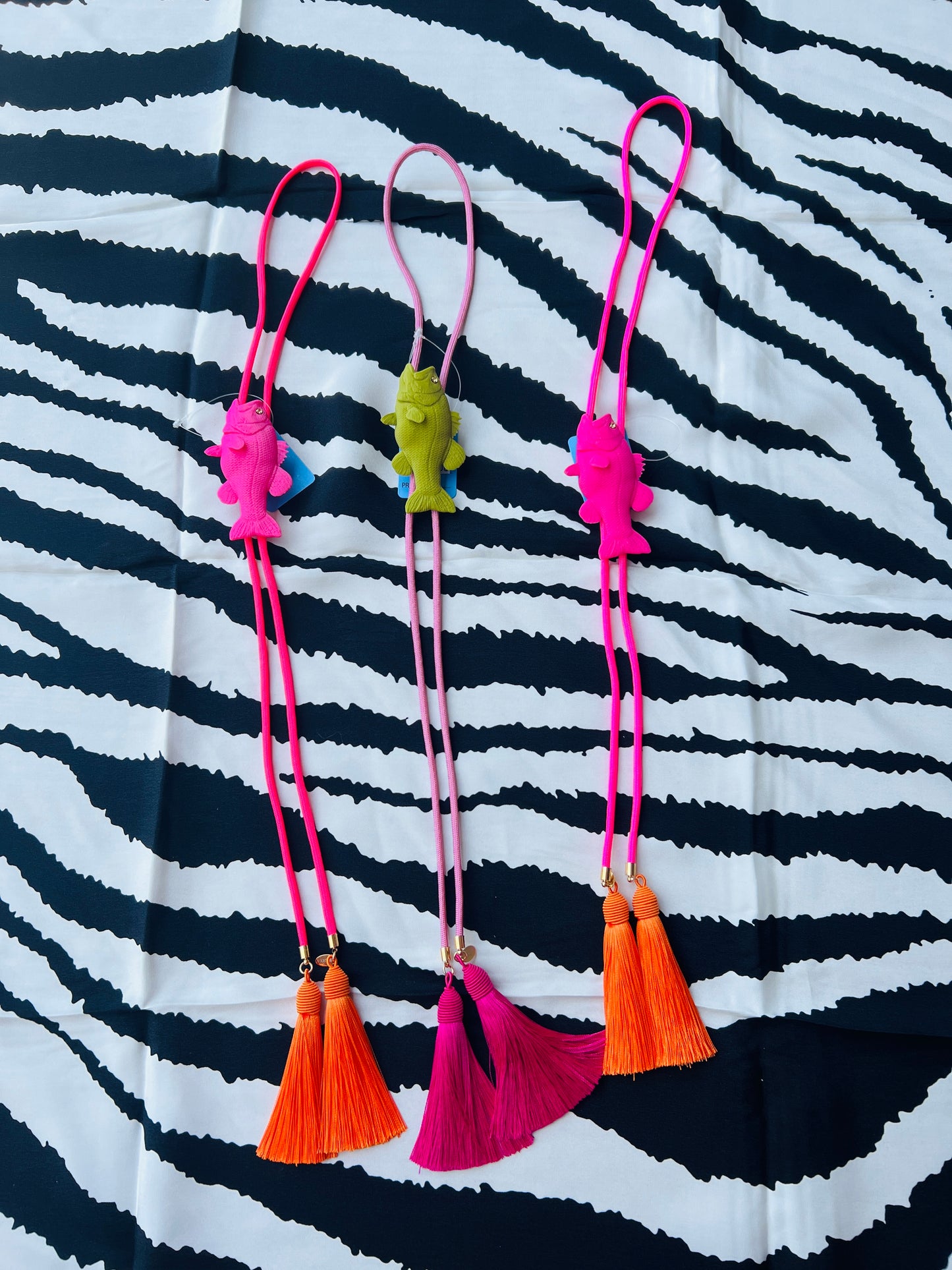 Hot Pink Fish Bolo