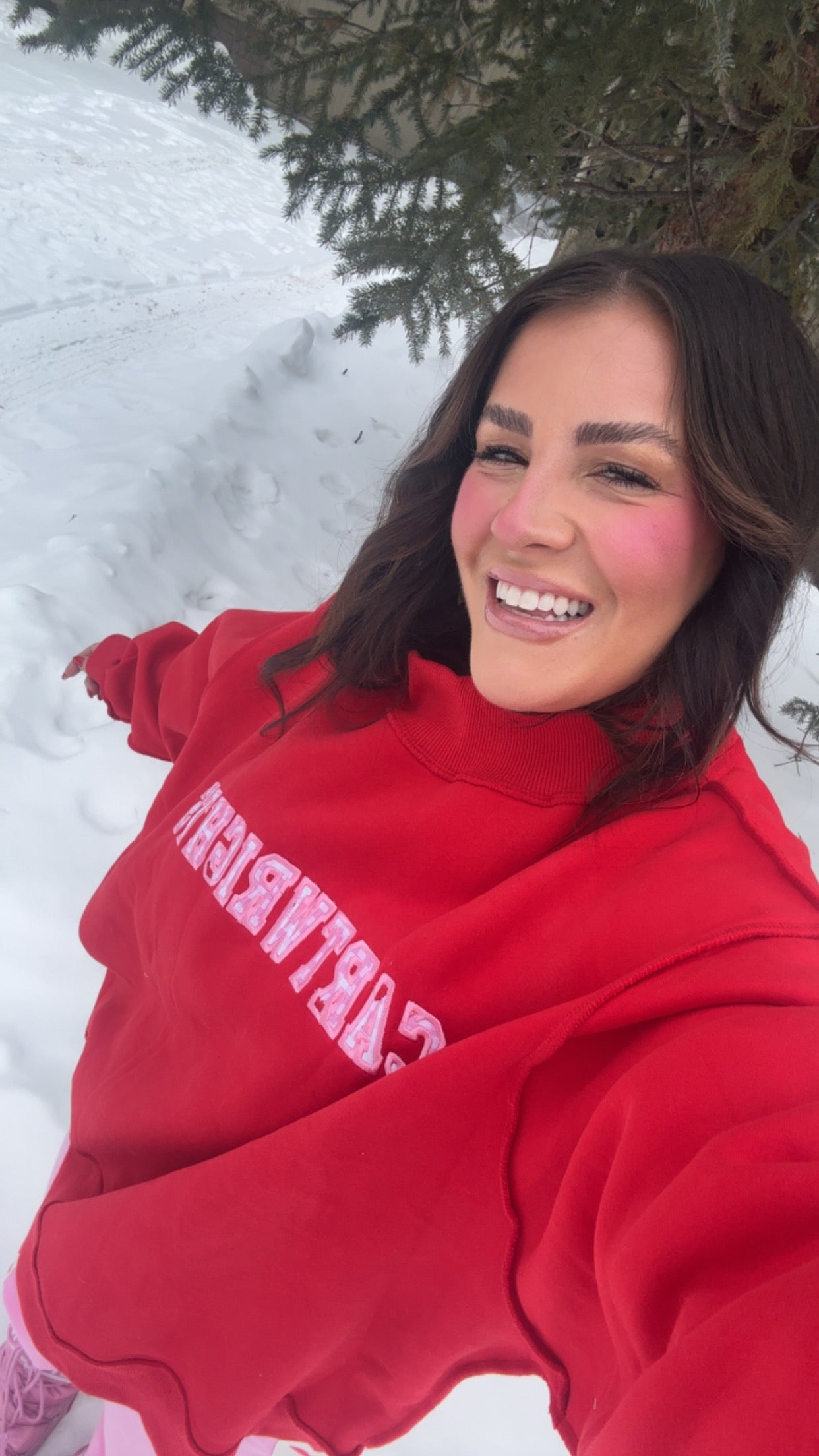 Cartwright’s Valentine’s Edition Mockneck🩷😍❤️