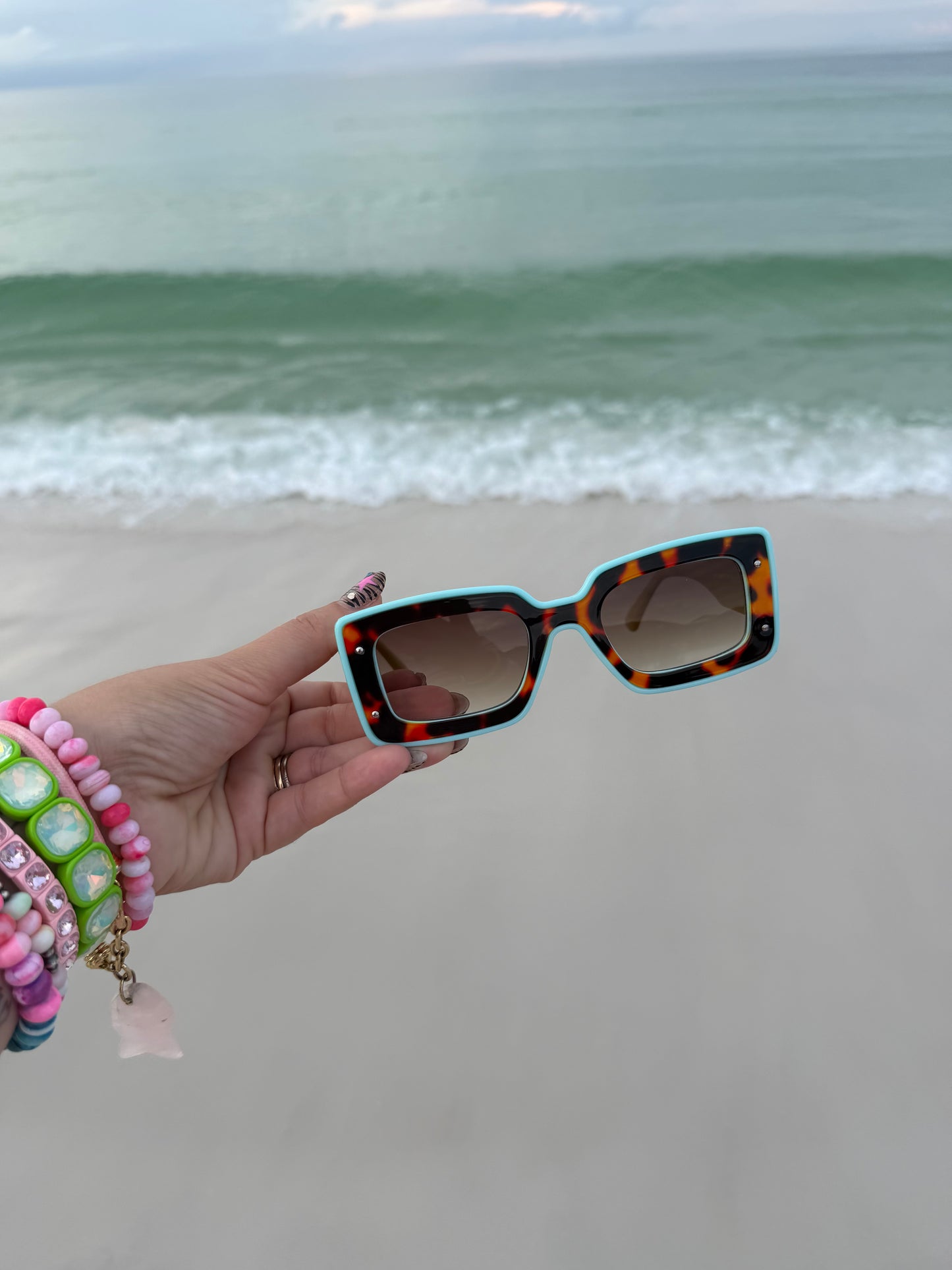 Tortoise Sunglasses-Green & Turquoise🕶️💚🩵