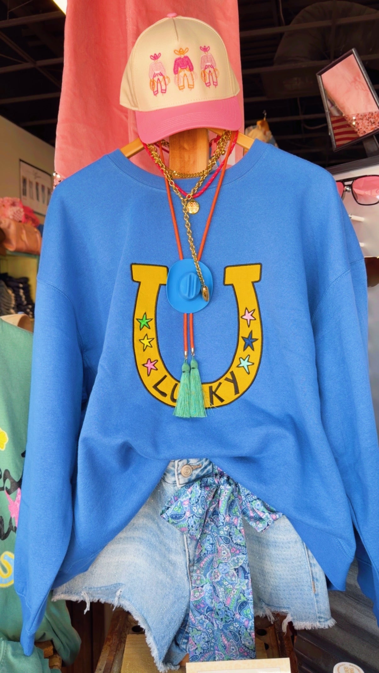 LUCKY Sweatshirt-Etta & East
