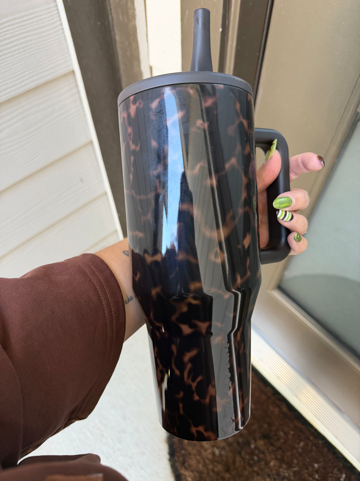 Hydro Jug Tortoise 40 oz Traveler Cup